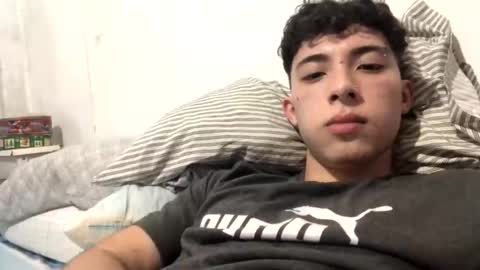 Snapshot of ramiroo2312 chatting on 11-12-25, 09:36 ramiroo2312 online show from 11-12-25, 09:36