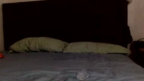 Mamakel online show from 10-26-25, 03:01