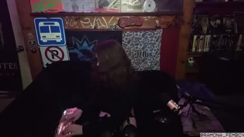 ramona_femboy online show from 09-30-25, 06:02