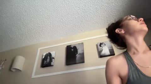 Snapshot of ramonajas chatting on 10-29-25, 03:25 RamonaJ online show from 10-29-25, 03:25