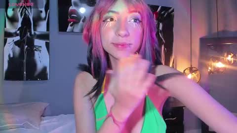 Snapshot of ramonasmith chatting on 01-18-25, 06:10 Ramona  online show from 01-18-25, 06:10