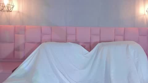 Snapshot of ramonasmith chatting on 03-10-25, 05:18 Ramona  online show from 03-10-25, 05:18