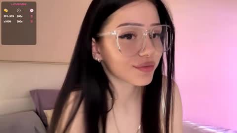 Luna online show from 10-15-25, 03:01