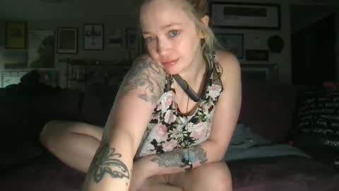 Snapshot of randiigirl69 chatting on 03-06-25, 01:57 Randii online show from 03-06-25, 01:57