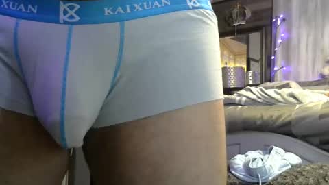 Randy8inbater online show from 10-26-25, 10:36