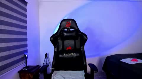 Jonas online show from 10-19-25, 12:00