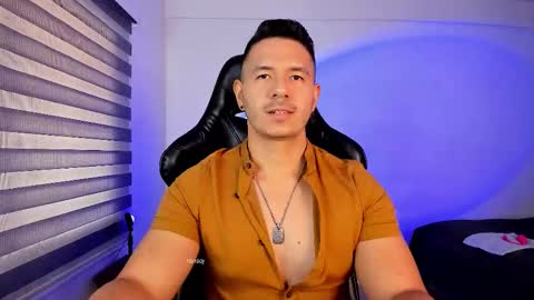 Jonas online show from 10-21-25, 03:13