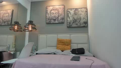 Raphael Nyon online show from 03-08-26, 03:21