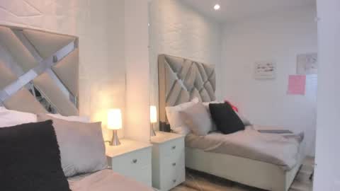 Raquel Moore  online show from 04-23-26, 12:34