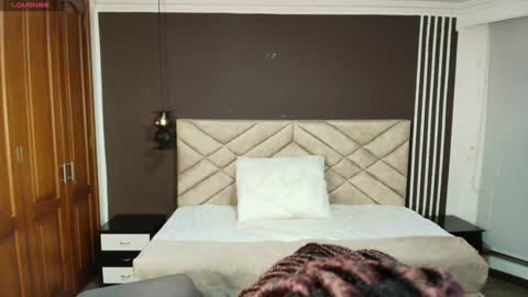 Raquel online show from 02-04-25, 11:38