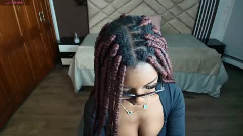 Raquel online show from 03-07-25, 11:40