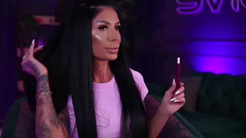 Raquelle online show from 12-15-24, 07:10