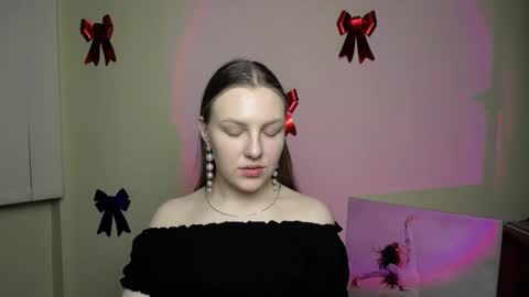 raspberry0101 online show from 02-10-25, 03:46