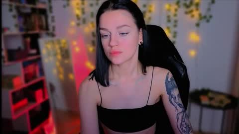 Snapshot of raspberry__girl chatting on 09-15-25, 08:53 Rita My schedule for this week Thursday-Monday online show from 09-15-25, 08:53