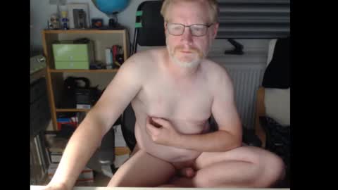 Raunchy me online show from 11-05-25, 10:43