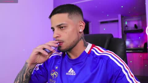 Snapshot of rausch77 chatting on 12-24-24, 09:28 rausch77 online show from 12-24-24, 09:28