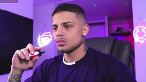 Snapshot of rausch77 chatting on 01-18-25, 05:20 rausch77 online show from 01-18-25, 05:20