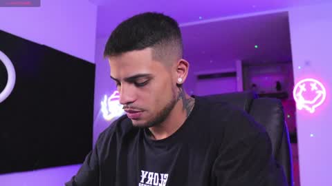 Snapshot of rausch77 chatting on 02-04-25, 07:40 rausch77 online show from 02-04-25, 07:40