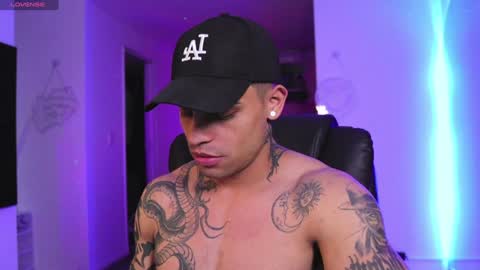 Snapshot of rausch77 chatting on 02-06-25, 10:04 rausch77 online show from 02-06-25, 10:04