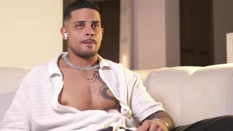 Snapshot of rausch77 chatting on 11-29-25, 06:49 rausch77 online show from 11-29-25, 06:49