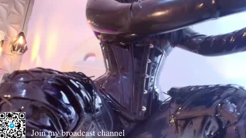 Snapshot of rave_paradise chatting on 11-06-25, 03:57 online show from 11-06-25, 03:57