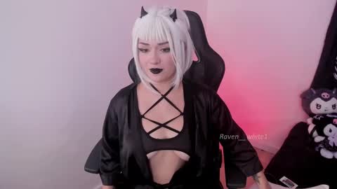 Snapshot of raven__white1 chatting on 10-14-25, 07:47 Raven online show from 10-14-25, 07:47