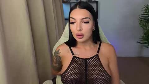Snapshot of raven_inkk chatting on 11-10-25, 10:58 raven_inkk online show from 11-10-25, 10:58