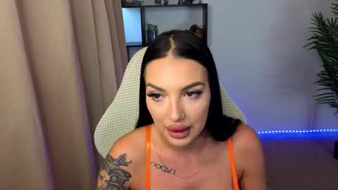 Snapshot of raven_inkk chatting on 11-22-25, 11:31 raven_inkk online show from 11-22-25, 11:31