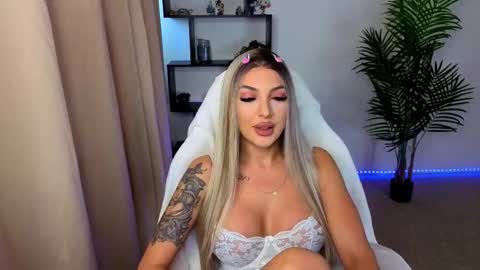 Snapshot of raven_inkk chatting on 11-27-25, 10:28 raven_inkk online show from 11-27-25, 10:28