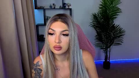 Snapshot of raven_inkk chatting on 12-02-25, 09:47 raven_inkk online show from 12-02-25, 09:47