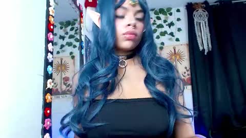 Snapshot of raven_luv chatting on 10-10-25, 01:26 raven online show from 10-10-25, 01:26