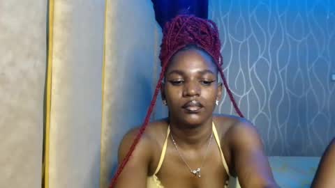 Snapshot of raven_luxe chatting on 05-12-26, 10:18 Raven online show from 05-12-26, 10:18