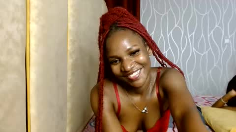 Snapshot of raven_luxe chatting on 06-11-26, 02:53 Raven online show from 06-11-26, 02:53