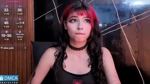 raven_rox_ online show from 04-13-26, 07:08