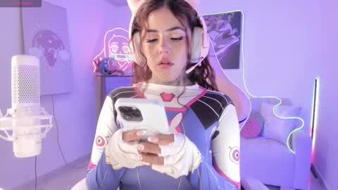 .  online show from 11-27-25, 04:53