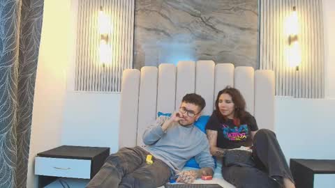Snapshot of ravenandcody chatting on 10-01-25, 02:39 ravenandcody online show from 10-01-25, 02:39
