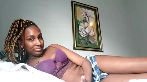 Snapshot of ravenbby chatting on 05-23-26, 02:10 ravenbby online show from 05-23-26, 02:10