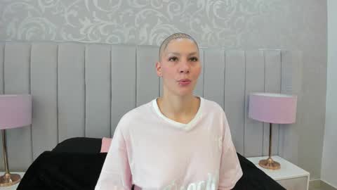 Snapshot of ravenfox_ chatting on 03-15-26, 02:23 Ravenfox online show from 03-15-26, 02:23