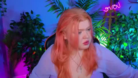 Snapshot of ravens_nest_ chatting on 11-29-25, 12:19 Raven online show from 11-29-25, 12:19