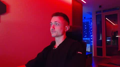 Snapshot of ravine_doleg chatting on 01-19-25, 11:10 Alex Nash online show from 01-19-25, 11:10