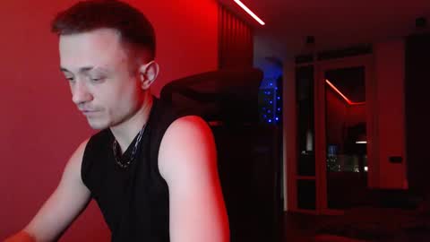 Snapshot of ravine_doleg chatting on 03-06-25, 06:59 Alex Nash online show from 03-06-25, 06:59