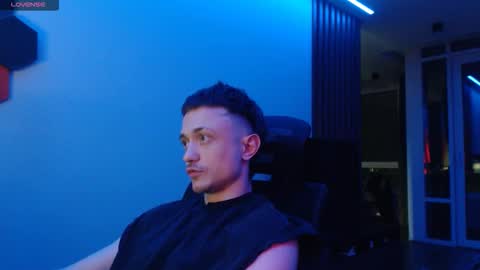 Snapshot of ravine_doleg chatting on 09-20-25, 11:39 Alex Nash online show from 09-20-25, 11:39