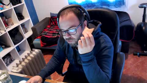 ravingr3d3 online show from 02-06-25, 09:00