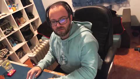 ravingr3d3 online show from 02-12-25, 09:54