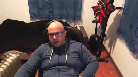 ravingr3d3 online show from 02-19-25, 09:36