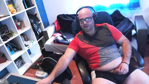 ravingr3d3 online show from 02-20-25, 03:19