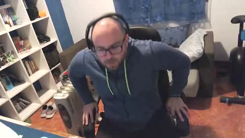 ravingr3d3 online show from 03-04-25, 10:27