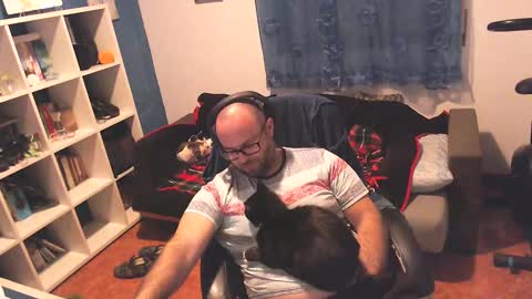 ravingr3d3 online show from 03-05-25, 11:38