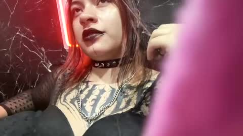 Anny and Spike online show from 07-17-26, 01:34
