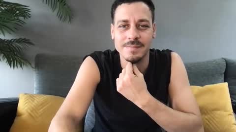 Snapshot of rawspn chatting on 03-08-26, 10:52 rawspn online show from 03-08-26, 10:52